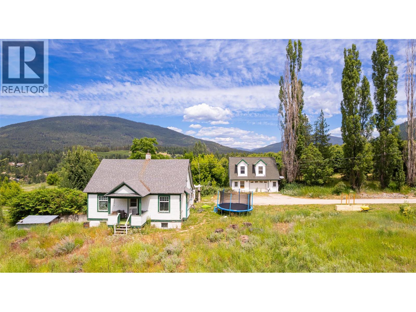 3692 46th Street, Canyon, British Columbia  V0B 1C1 - Photo 1 - 10390803