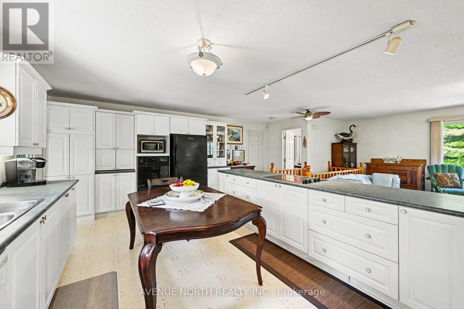 4645 Scotch Line, Tay Valley, Ontario  K7H 3C5 - Photo 12 - X13502512