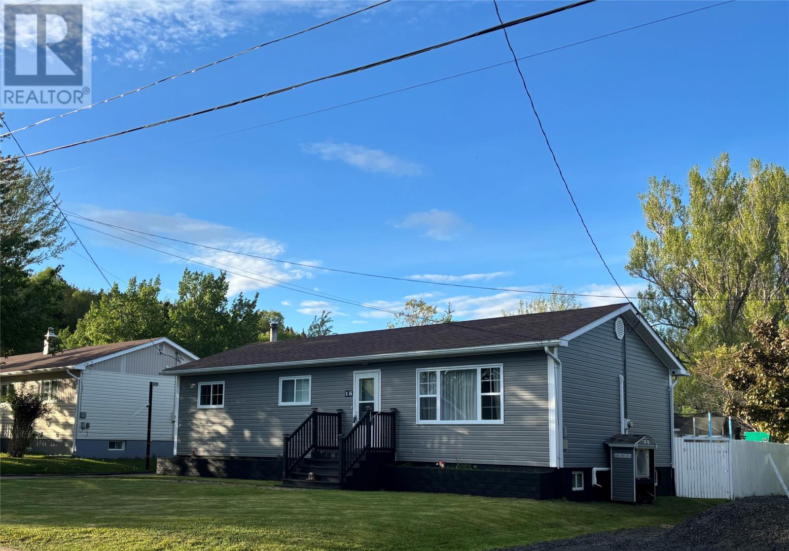16 Harvey Street, Lewisporte, Newfoundland & Labrador  A0G 3A0 - Photo 1 - 1299157