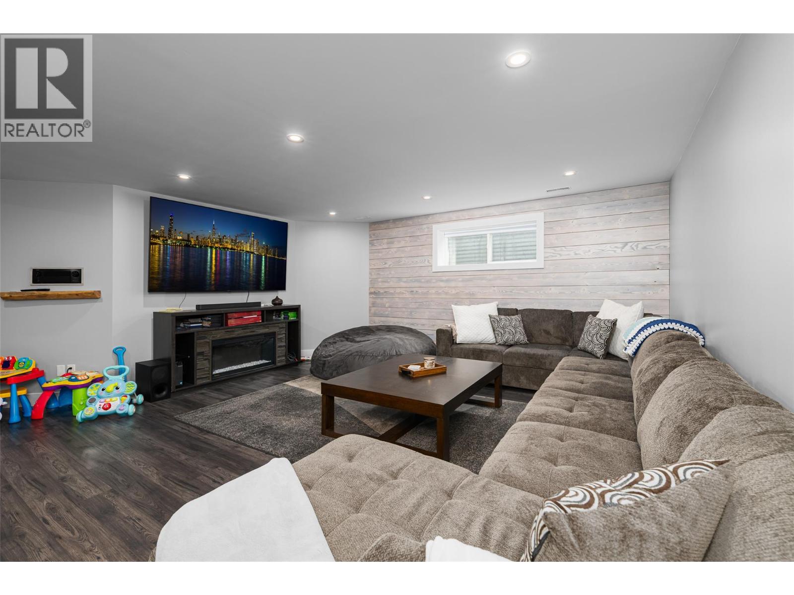 1926 37th Street, Lister, British Columbia  V0B 1G2 - Photo 24 - 10390583