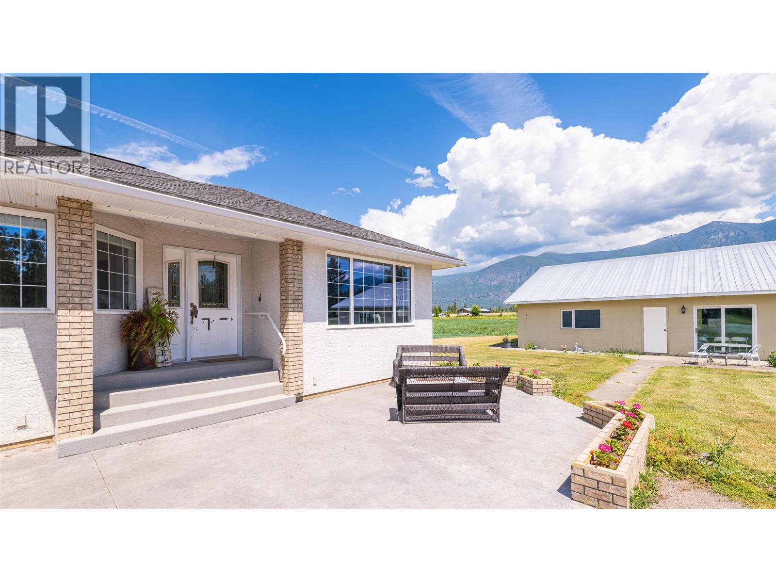 1926 37th Street, Lister, British Columbia  V0B 1G2 - Photo 32 - 10390583