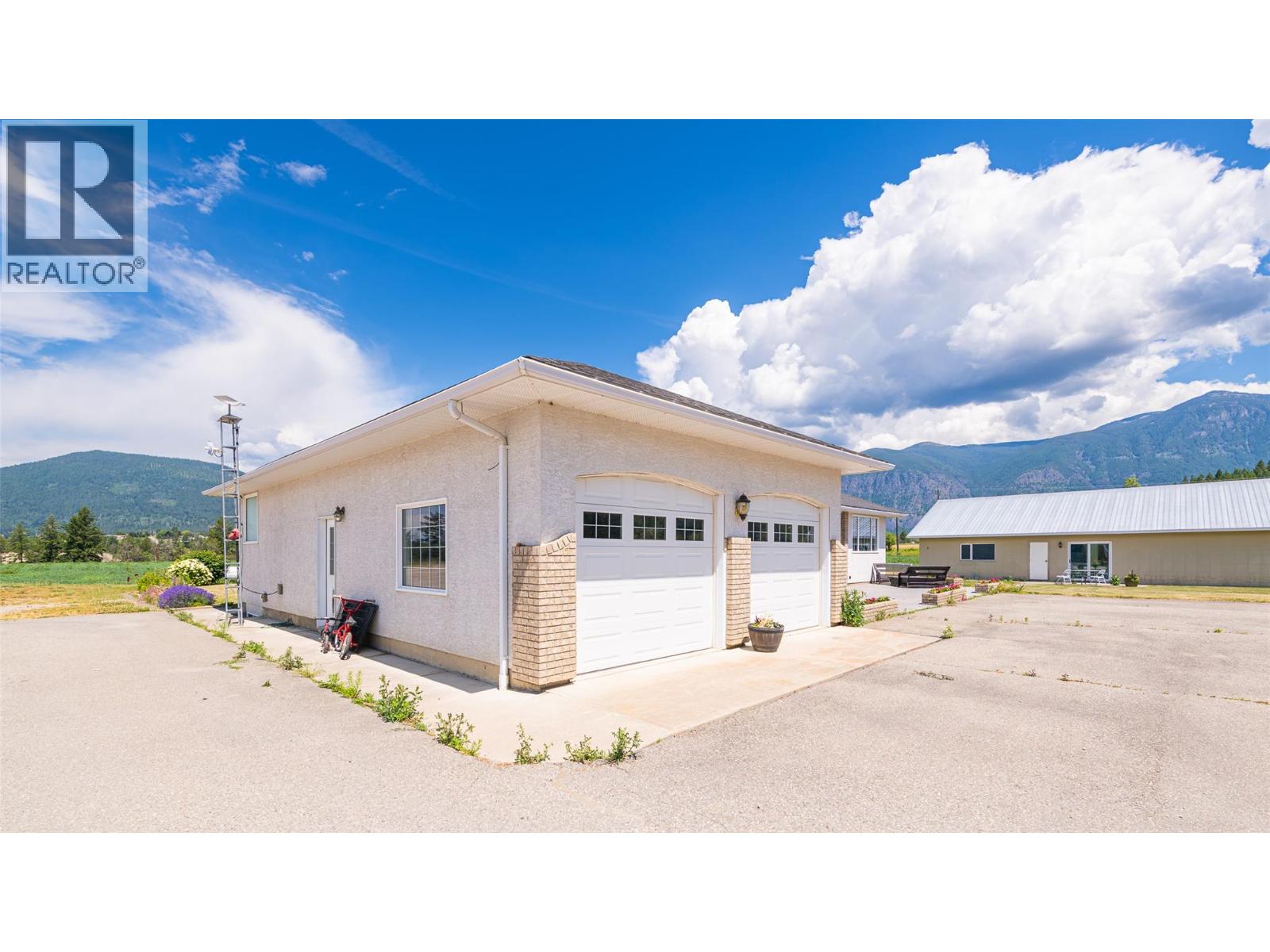 1926 37th Street, Lister, British Columbia  V0B 1G2 - Photo 35 - 10390583