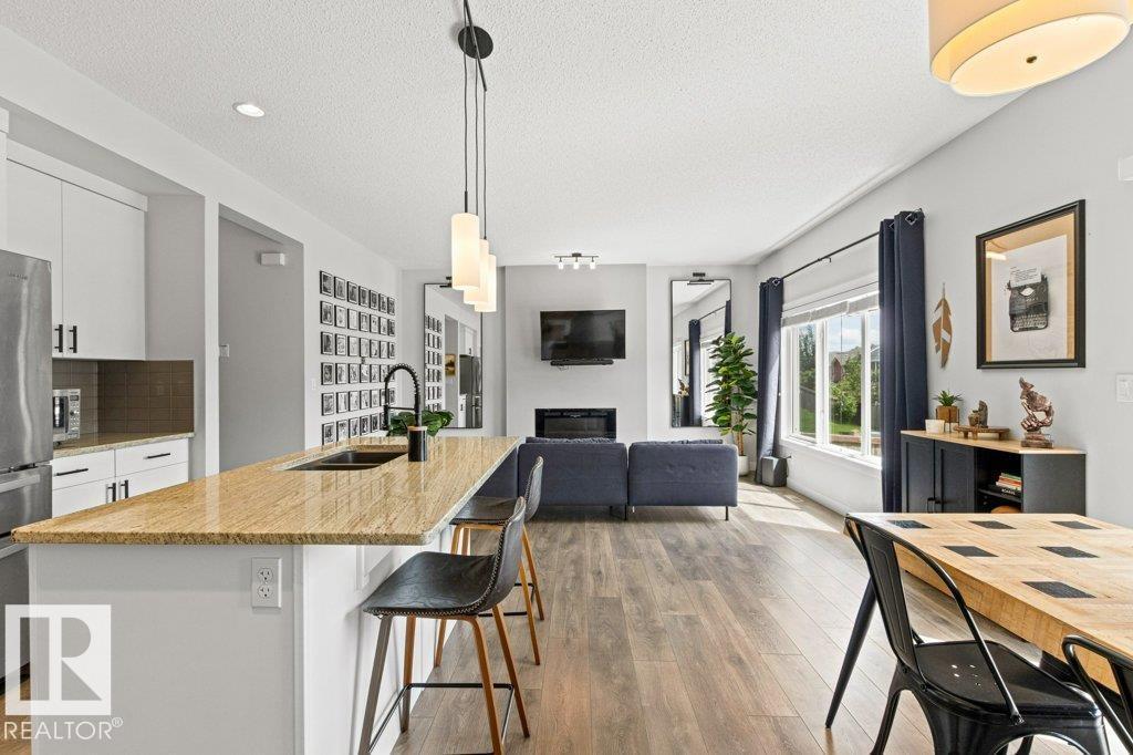 8023 Evans Cr NW, Edmonton, Alberta  T6M 0T7 - Photo 23 - E4496272