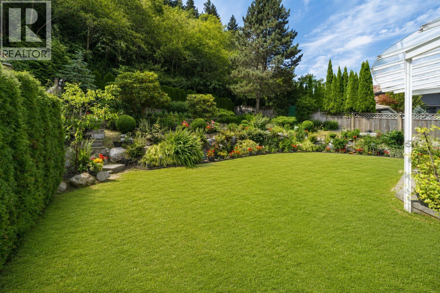1818 Camelback Court, Coquitlam, British Columbia  V3E 3K4 - Photo 14 - R3140915