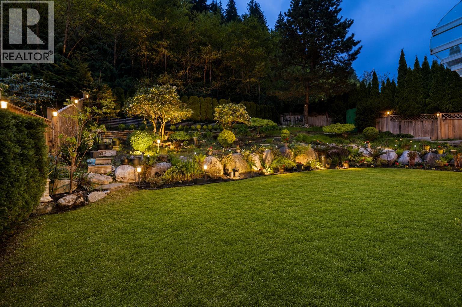 1818 Camelback Court, Coquitlam, British Columbia  V3E 3K4 - Photo 36 - R3140915