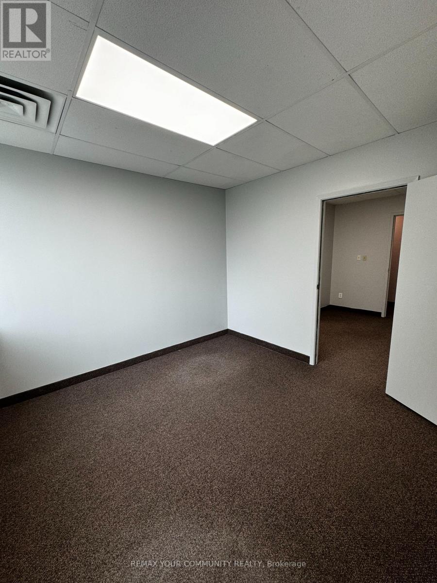 202 - 10495 Keele Street, Vaughan, Ontario  L6A 3Y9 - Photo 10 - N13502472