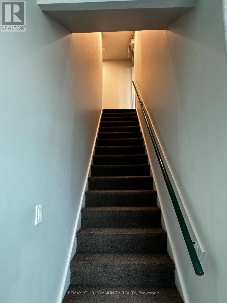 202 - 10495 Keele Street, Vaughan, Ontario  L6A 3Y9 - Photo 4 - N13502472