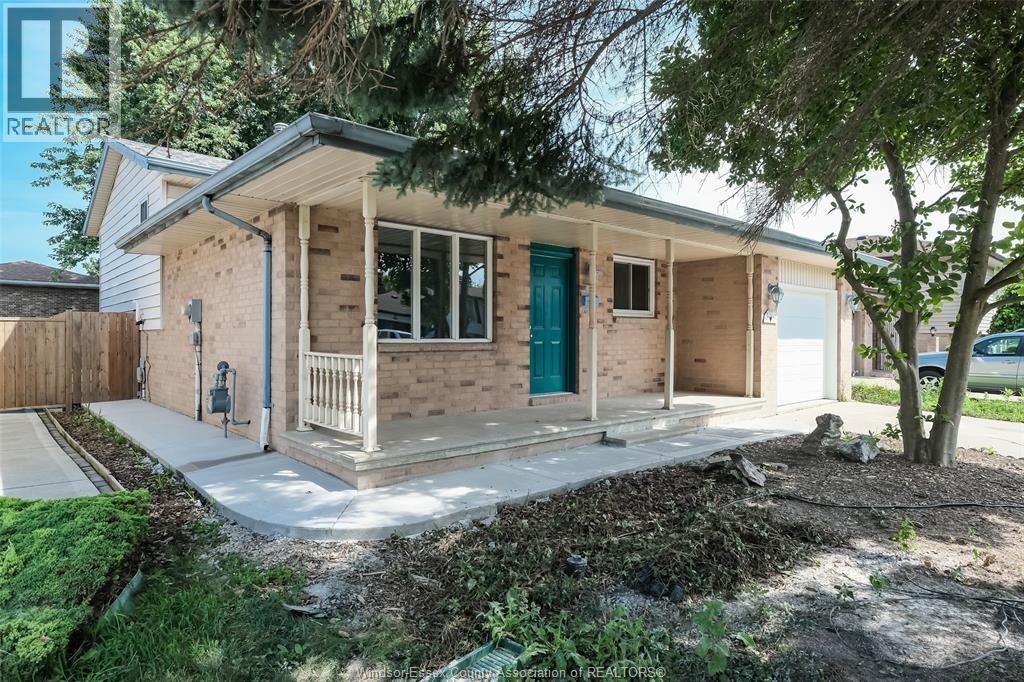 3309 Aurora Drive, Windsor, Ontario  N8R 1Y9 - Photo 4 - 26015467