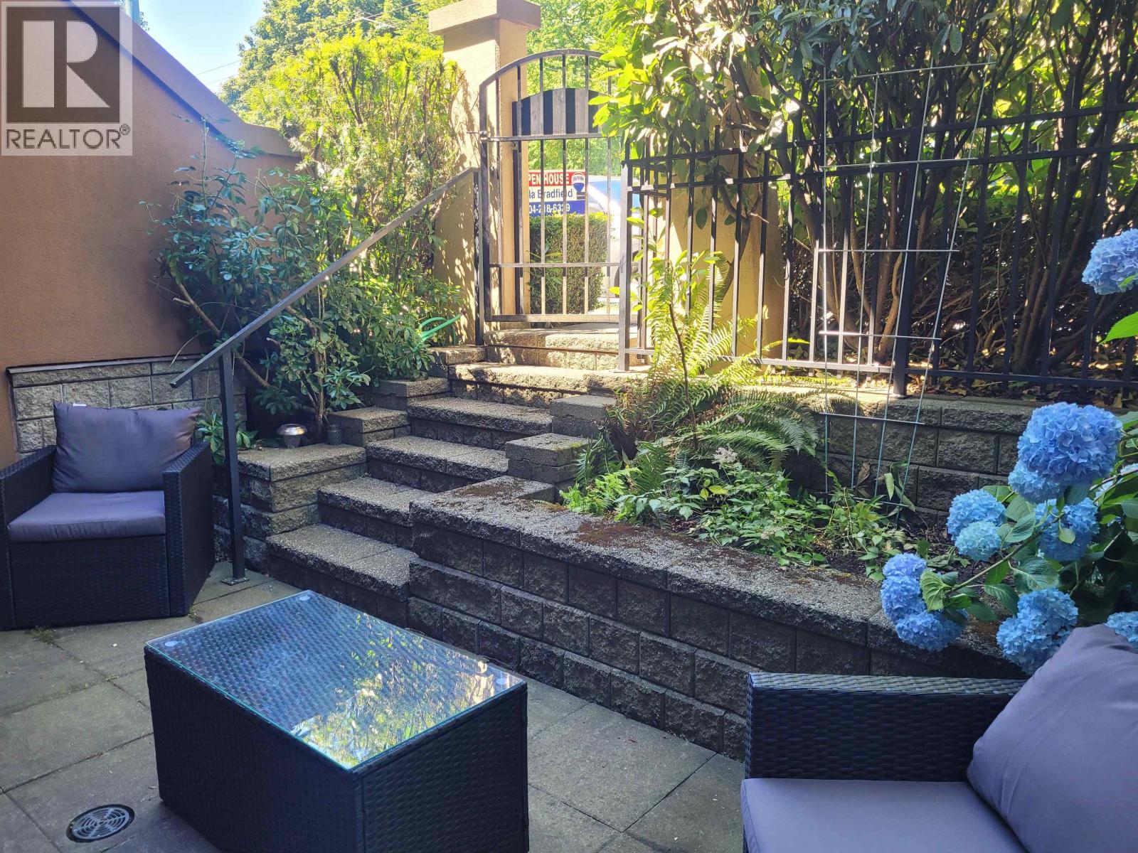3068 W 4TH AVENUE, Vancouver, British Columbia