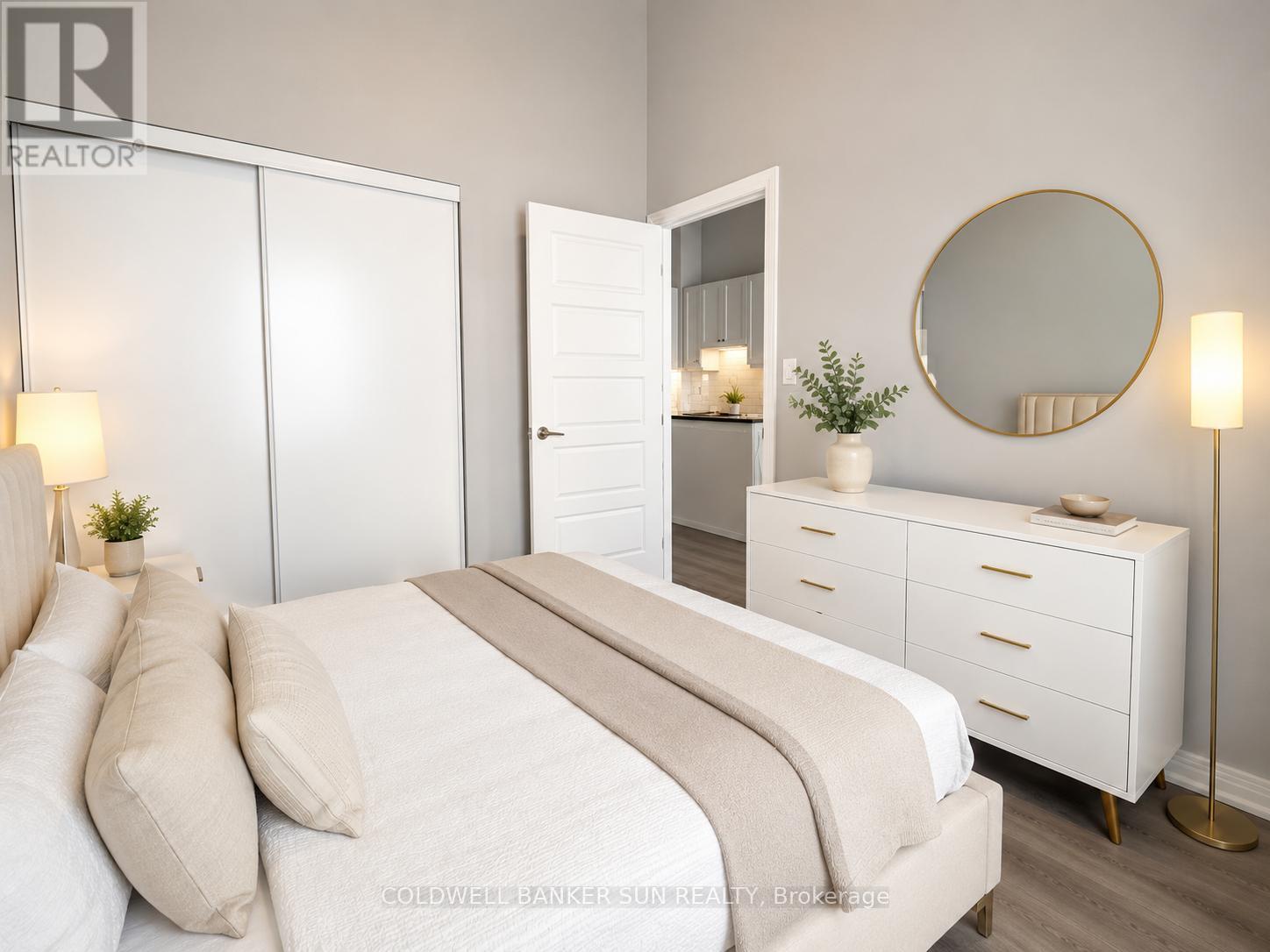 110 - 3265 Carding Mill Trail, Oakville, Ontario  L6M 1L3 - Photo 6 - W13502488