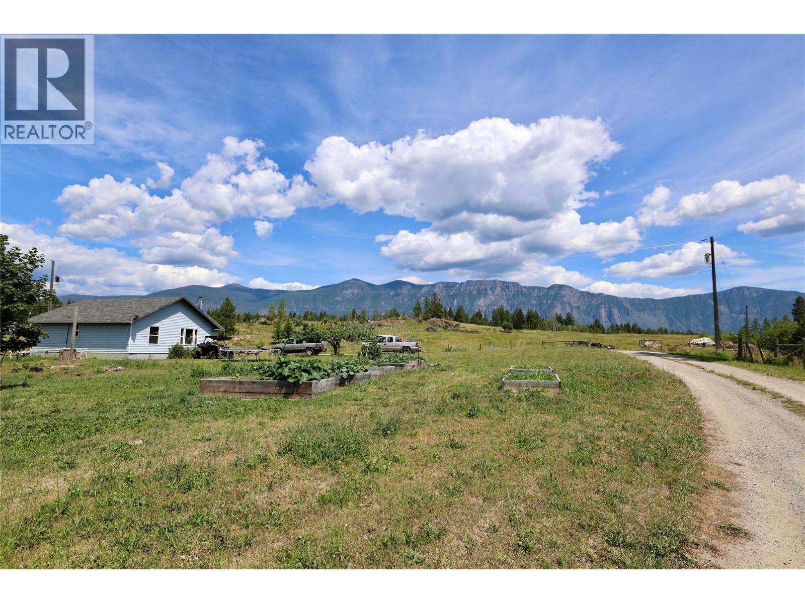 1221 Mallory Road, Lister, British Columbia  V0B 1G2 - Photo 20 - 10390582