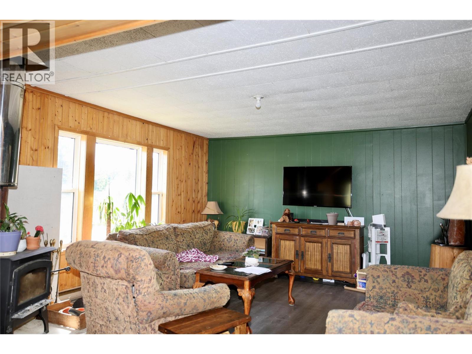 1221 Mallory Road, Lister, British Columbia  V0B 1G2 - Photo 15 - 10390582