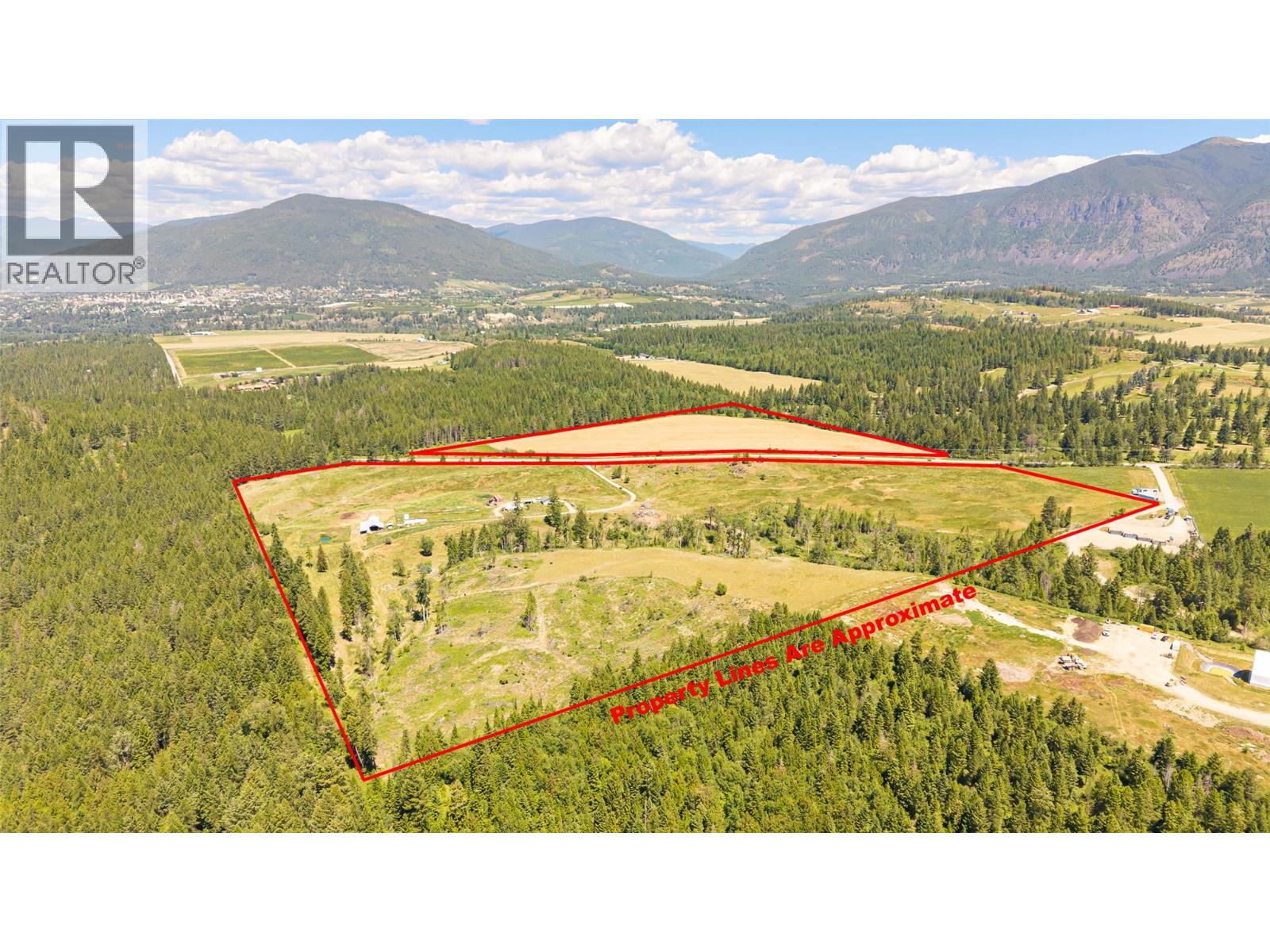 1221 Mallory Road, Lister, British Columbia  V0B 1G2 - Photo 1 - 10390582