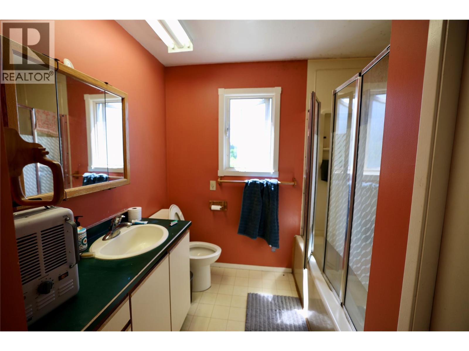 4733 Canyon-Lister Road, Canyon, British Columbia  V0B 1C1 - Photo 41 - 10390589