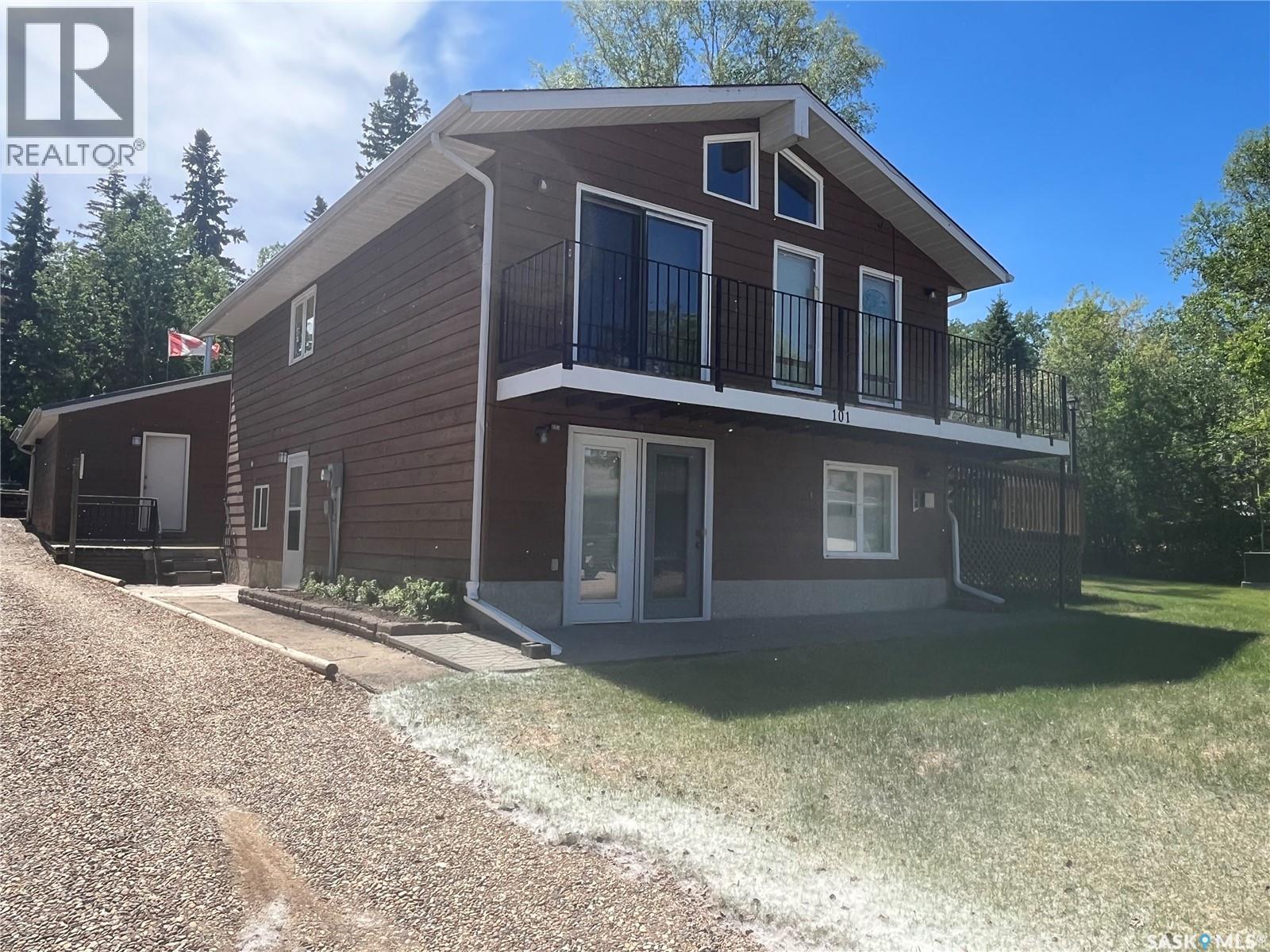 101 Hagen Place, Mcintosh Point, Emma Lake Sk. S0j, Emma Lake, Saskatchewan  S0J 0N0 - Photo 2 - SK041015