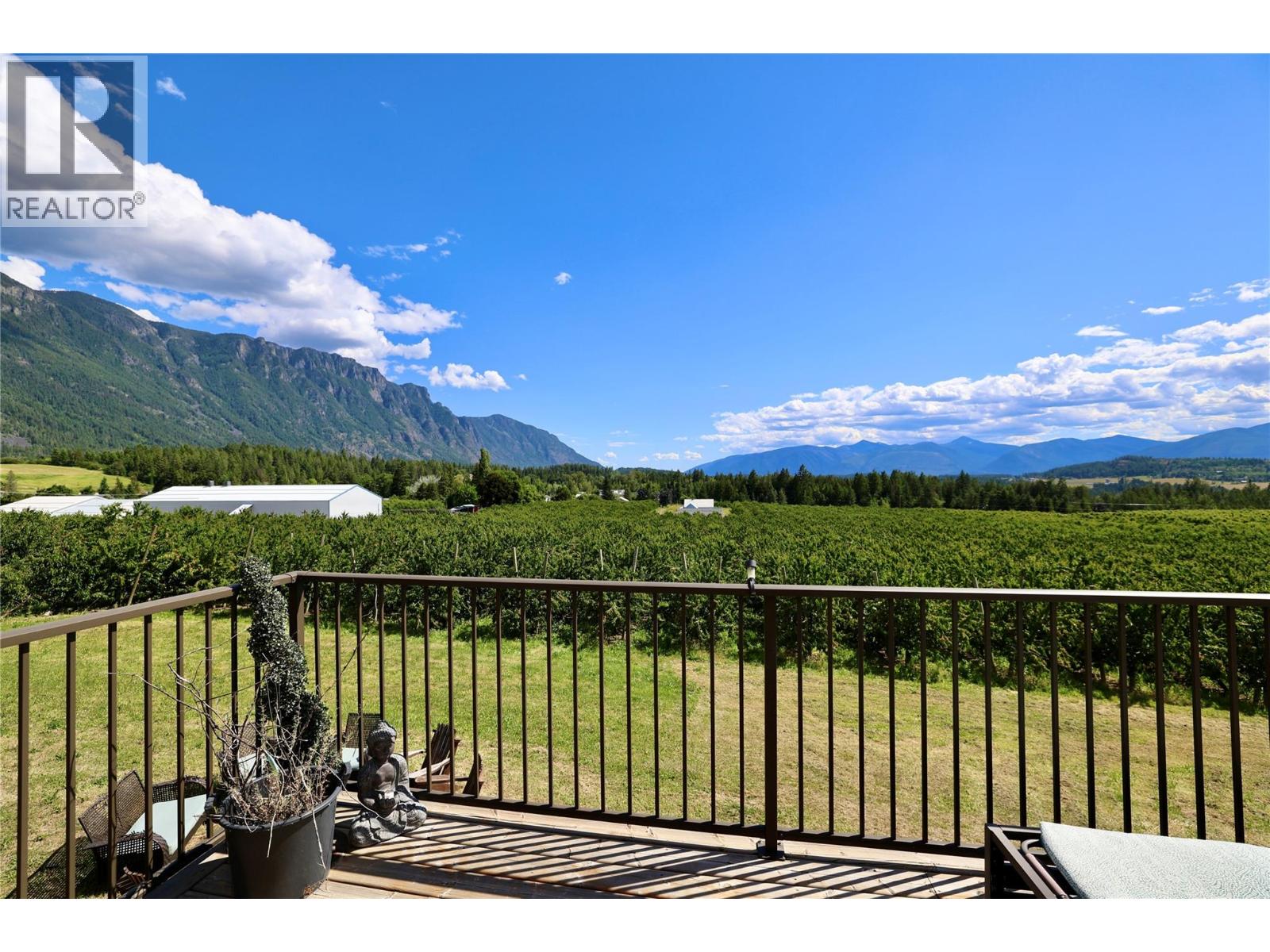 3851 Canyon-Lister Road, Canyon, British Columbia  V0B 1C1 - Photo 19 - 10390801