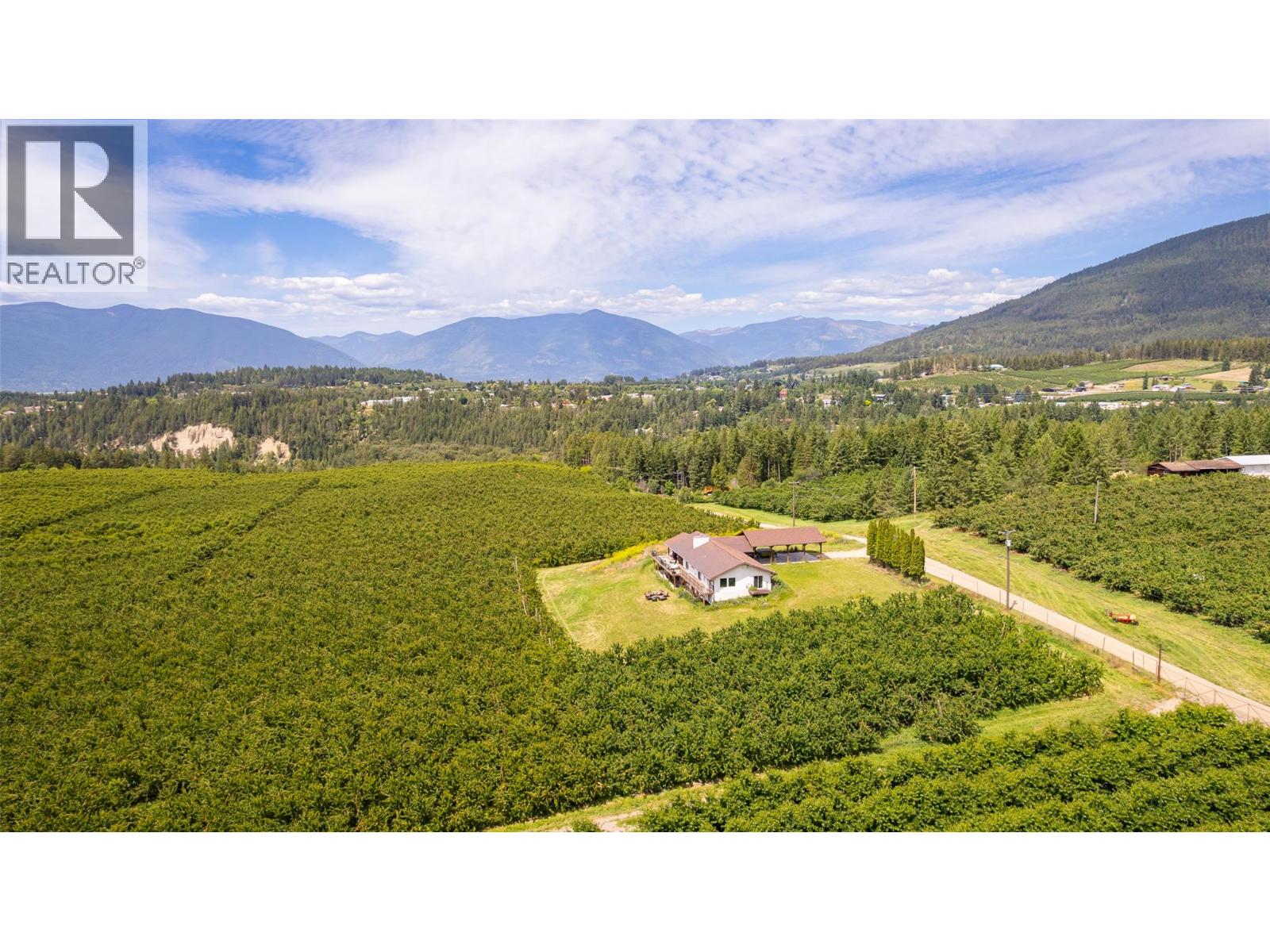 3851 Canyon-Lister Road, Canyon, British Columbia  V0B 1C1 - Photo 39 - 10390801