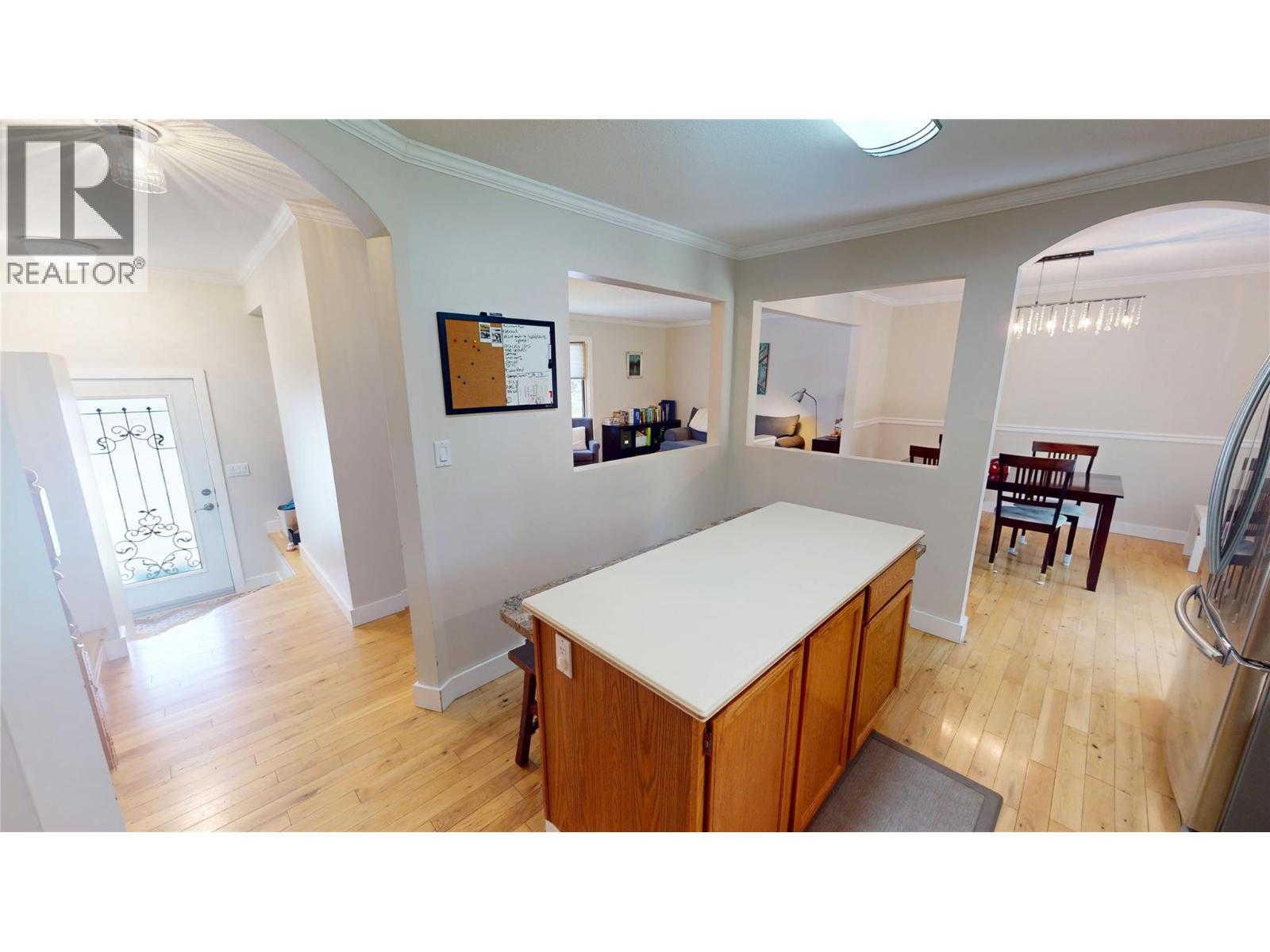 2912 Edgewood Drive, Cranbrook, British Columbia V1C 6C9 - Photo 10 - 10393059