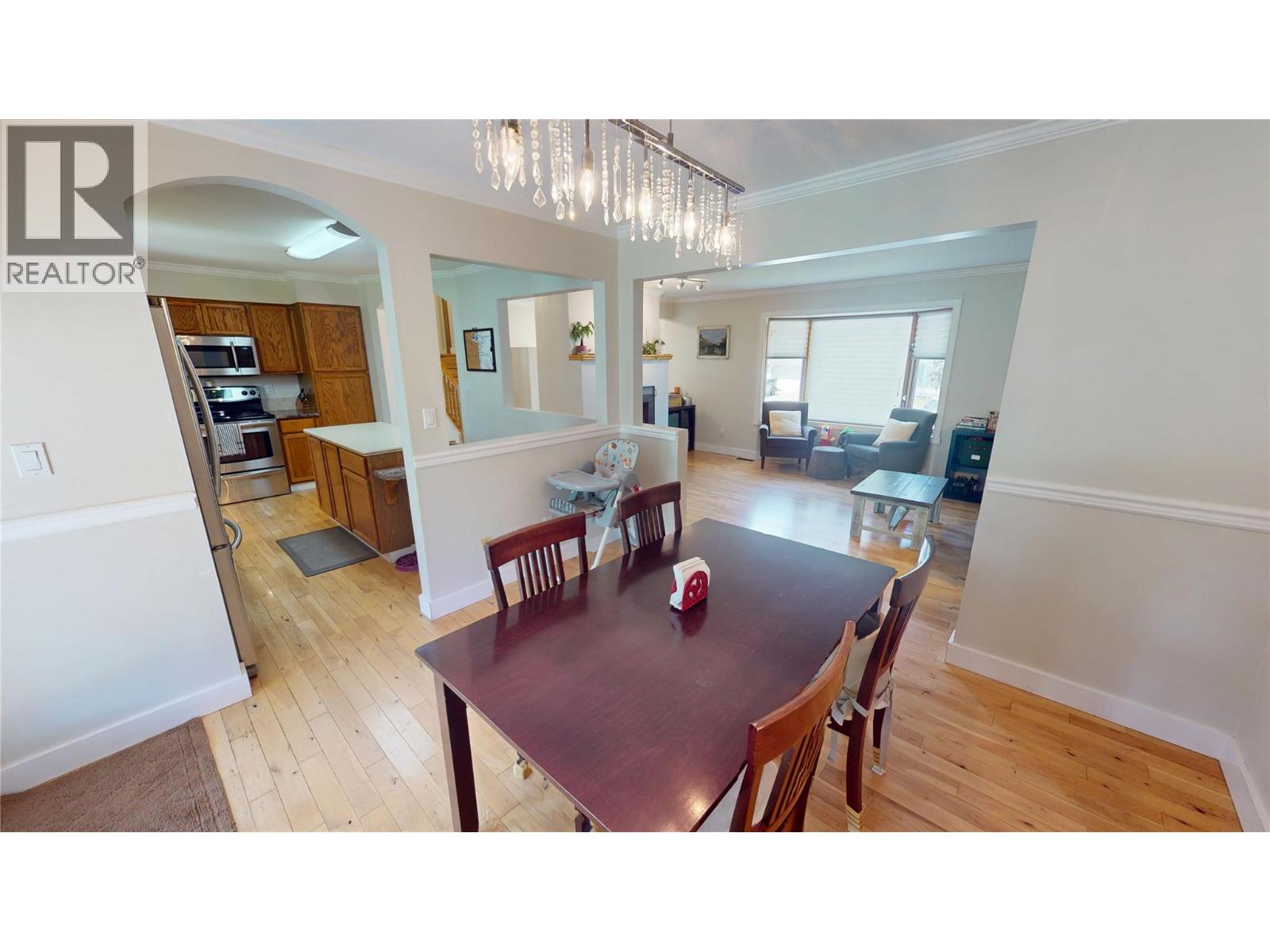 2912 Edgewood Drive, Cranbrook, British Columbia V1C 6C9 - Photo 6 - 10393059