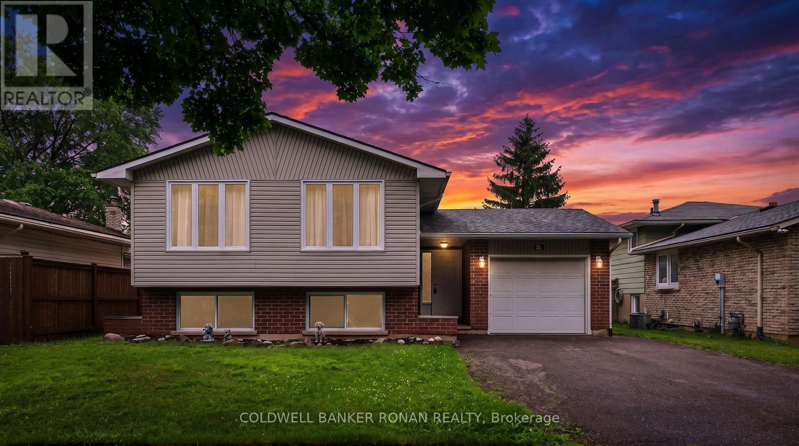 22 ROEHAMPTON AVENUE, St. Catharines, Ontario