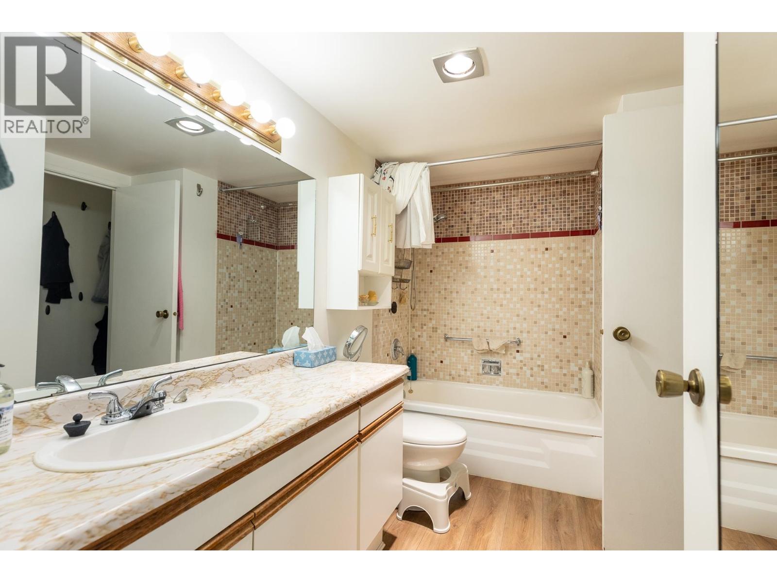 310 1710 W 13th Avenue, Vancouver, British Columbia  V6J 2H1 - Photo 16 - R3140921