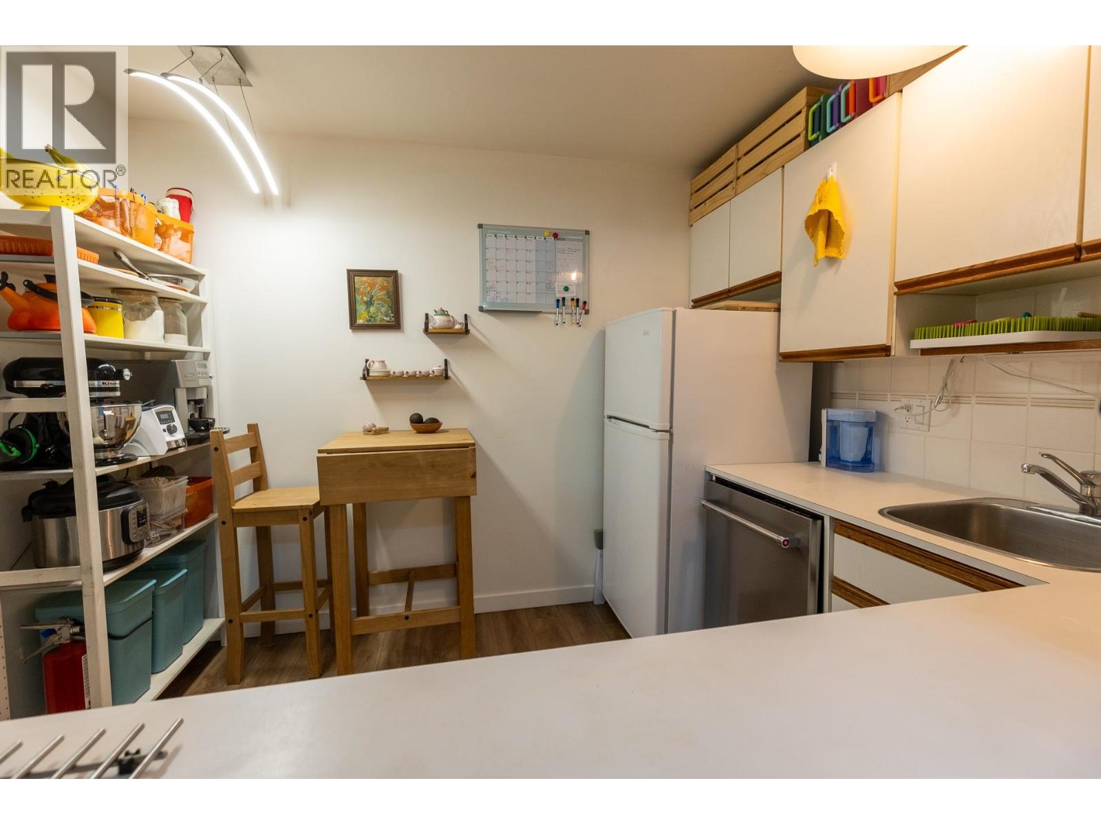 310 1710 W 13th Avenue, Vancouver, British Columbia  V6J 2H1 - Photo 8 - R3140921
