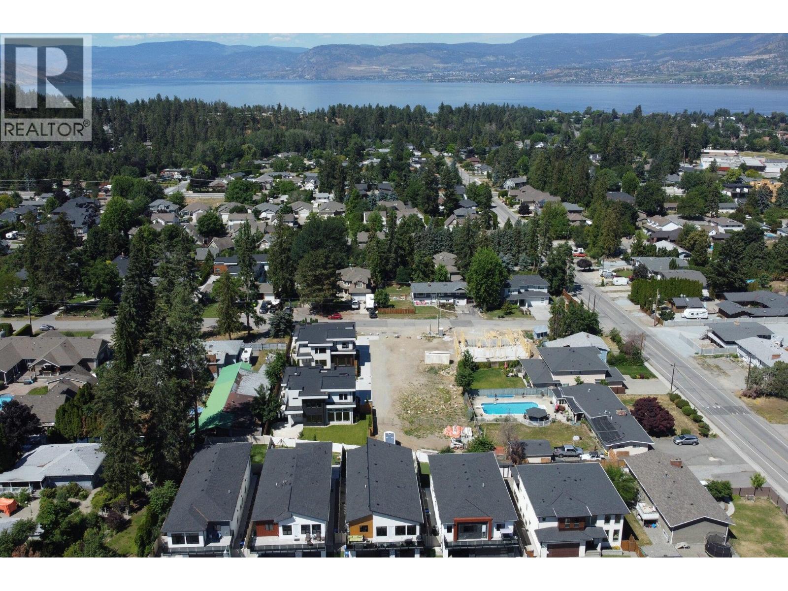 4615 Fordham Road, Kelowna, British Columbia  V1W 1P1 - Photo 2 - 10376485