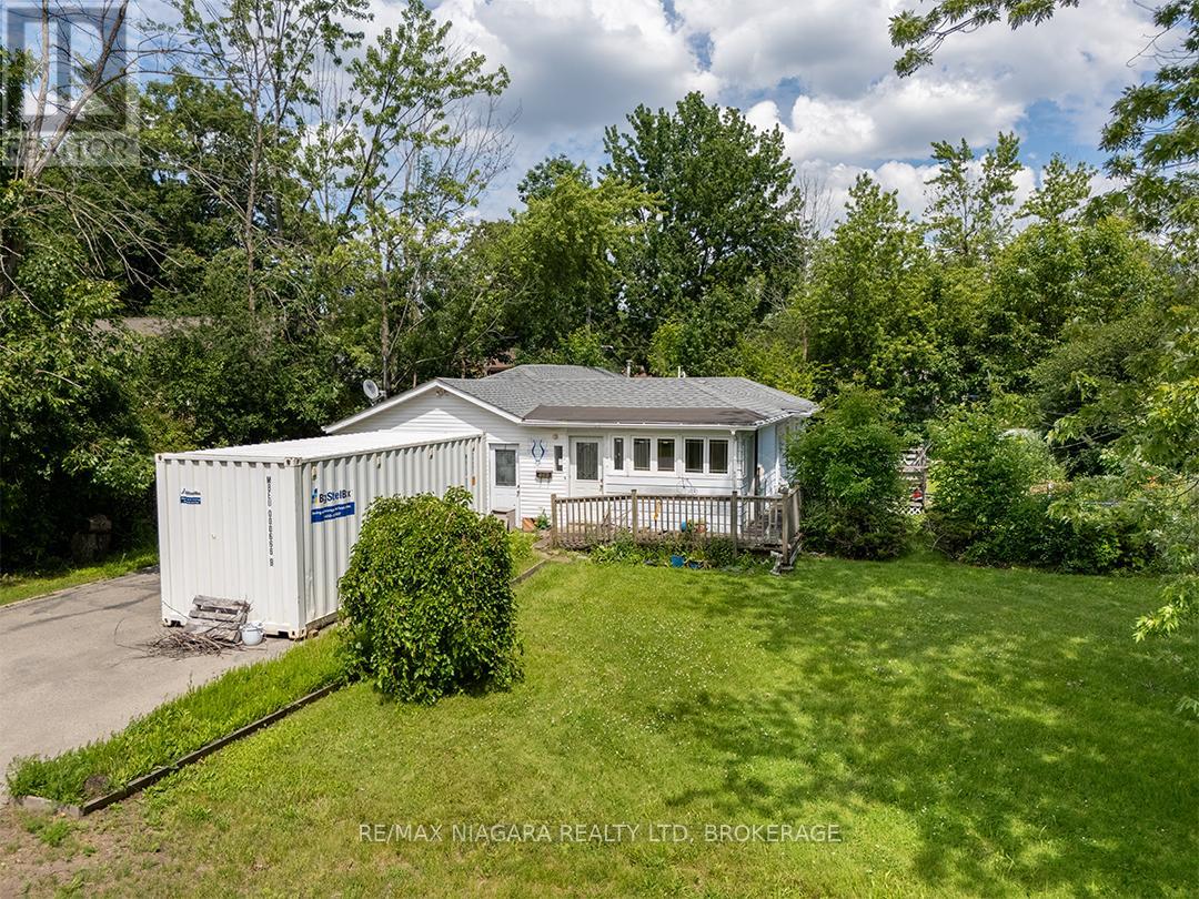584 Lakeview Road, Fort Erie, Ontario  L2A 4W7 - Photo 2 - X13502604