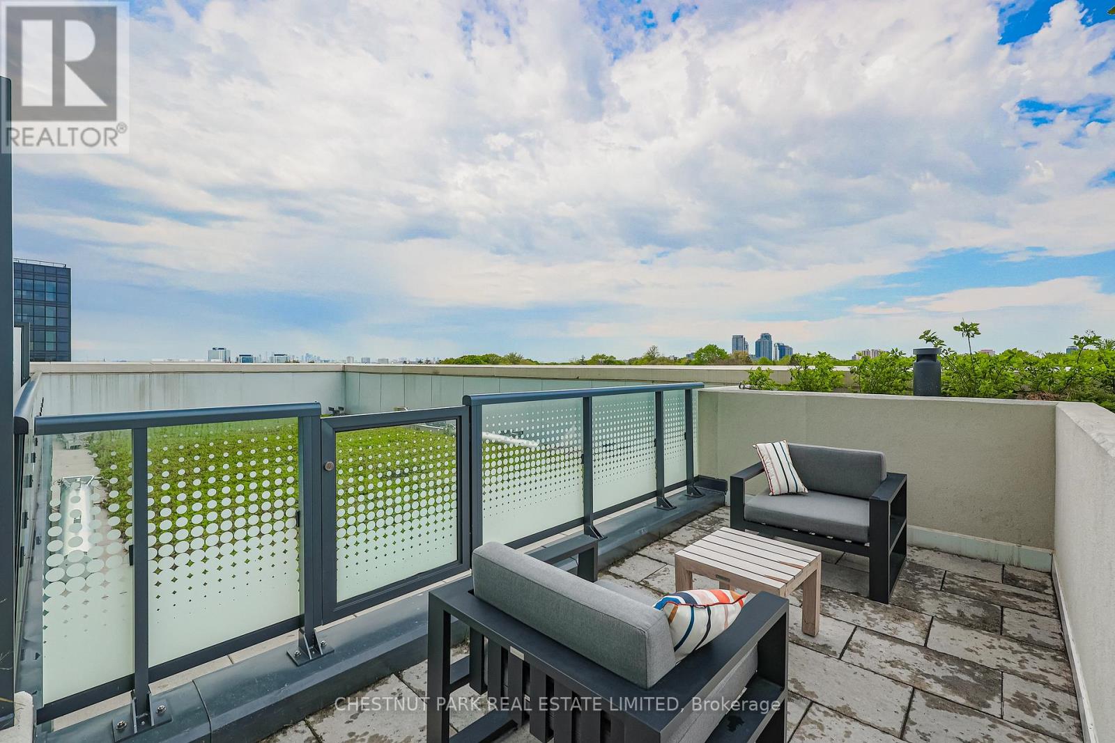 Ph2402 - 30 Samuel Wood Way, Toronto, Ontario  M9B 0C9 - Photo 44 - W13454252