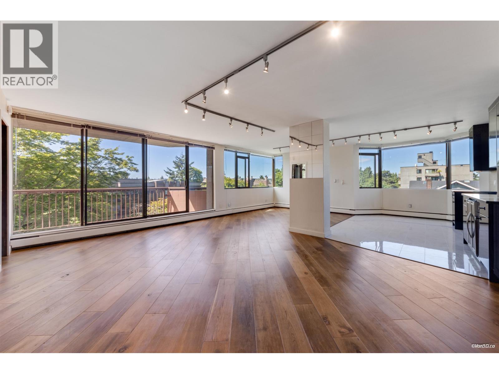 306 2445 W 3rd Avenue, Vancouver, British Columbia  V6K 4K6 - Photo 2 - R3140845