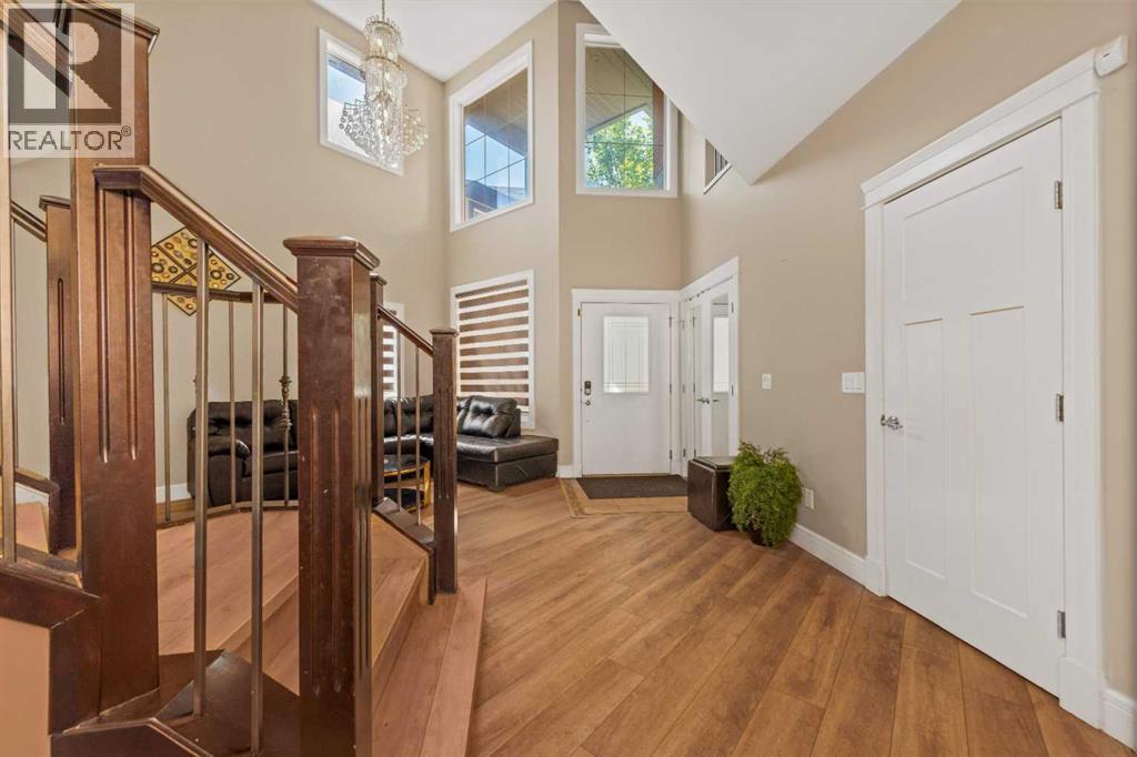 30 Saddlelake View Ne, Calgary, Alberta  T3J 0R6 - Photo 4 - A2324099