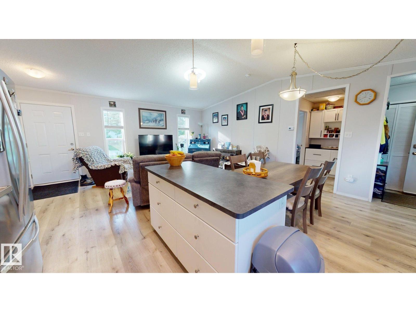 4707 52a St, Rural Lac Ste. Anne County, Alberta  T0E 0A0 - Photo 5 - E4496284