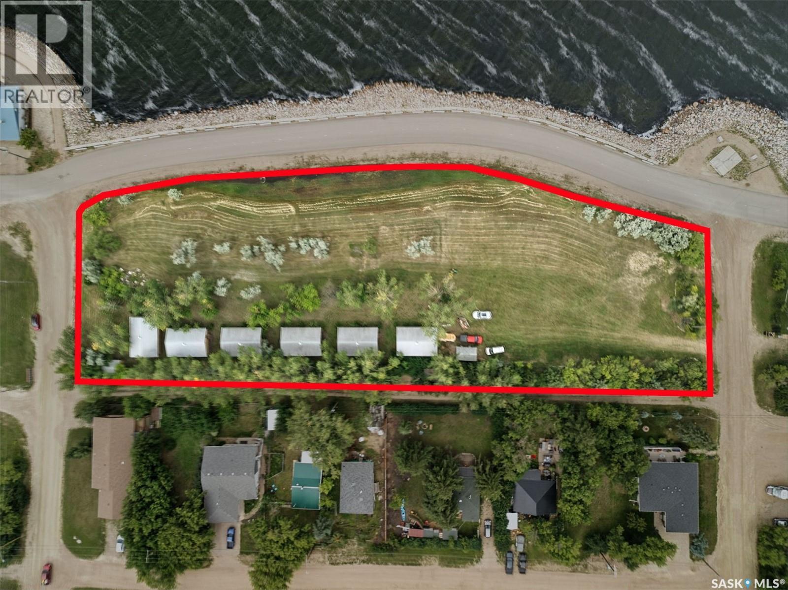 602-620 Lake AVENUE, Manitou Beach, Saskatchewan