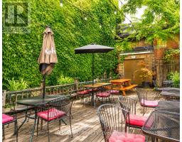 293 RONCESVALLES AVENUE, Toronto, Ontario