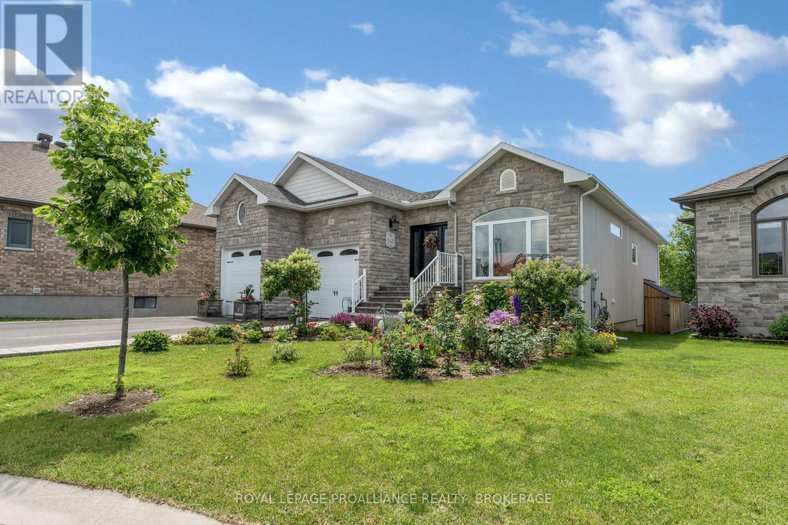 861 WINDERMERE DRIVE, Kingston, Ontario