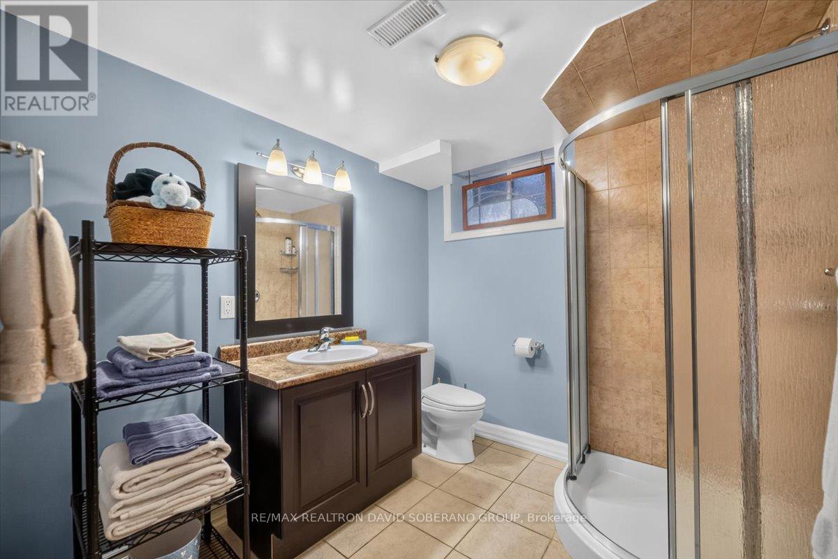 122 Kennard Avenue, Toronto, Ontario  M3H 4M4 - Photo 35 - C13502578