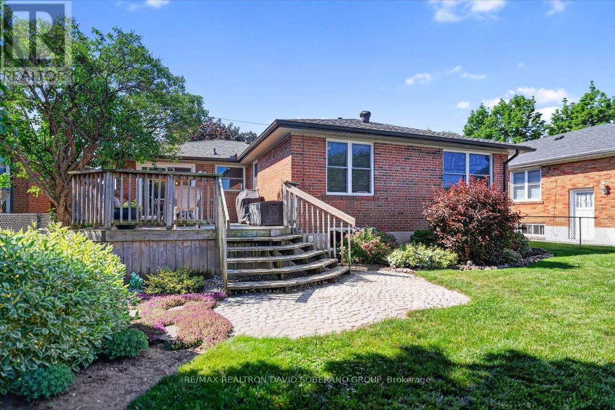 122 Kennard Avenue, Toronto, Ontario  M3H 4M4 - Photo 36 - C13502578