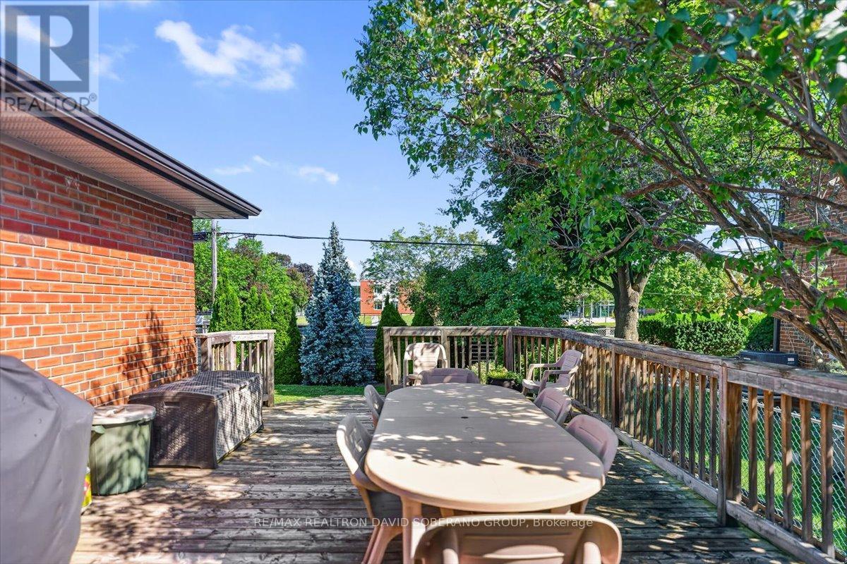 122 Kennard Avenue, Toronto, Ontario  M3H 4M4 - Photo 38 - C13502578
