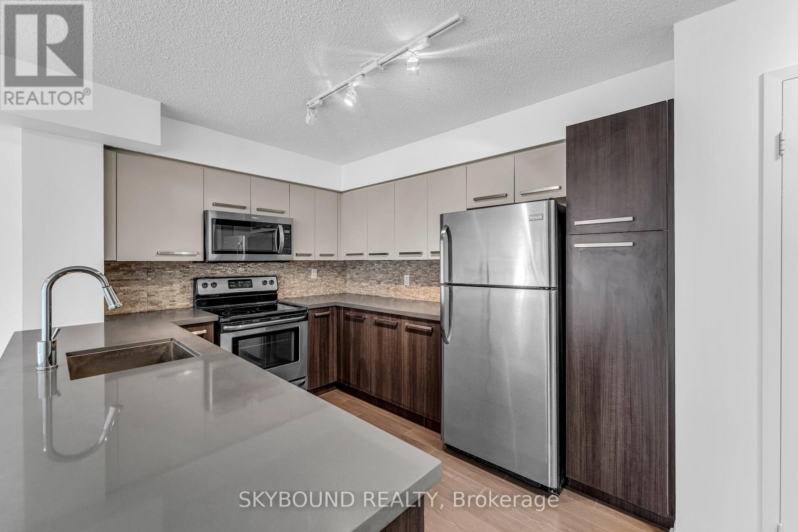 505 - 11 St Joseph Street, Toronto, Ontario  M4Y 1J8 - Photo 8 - C13502696
