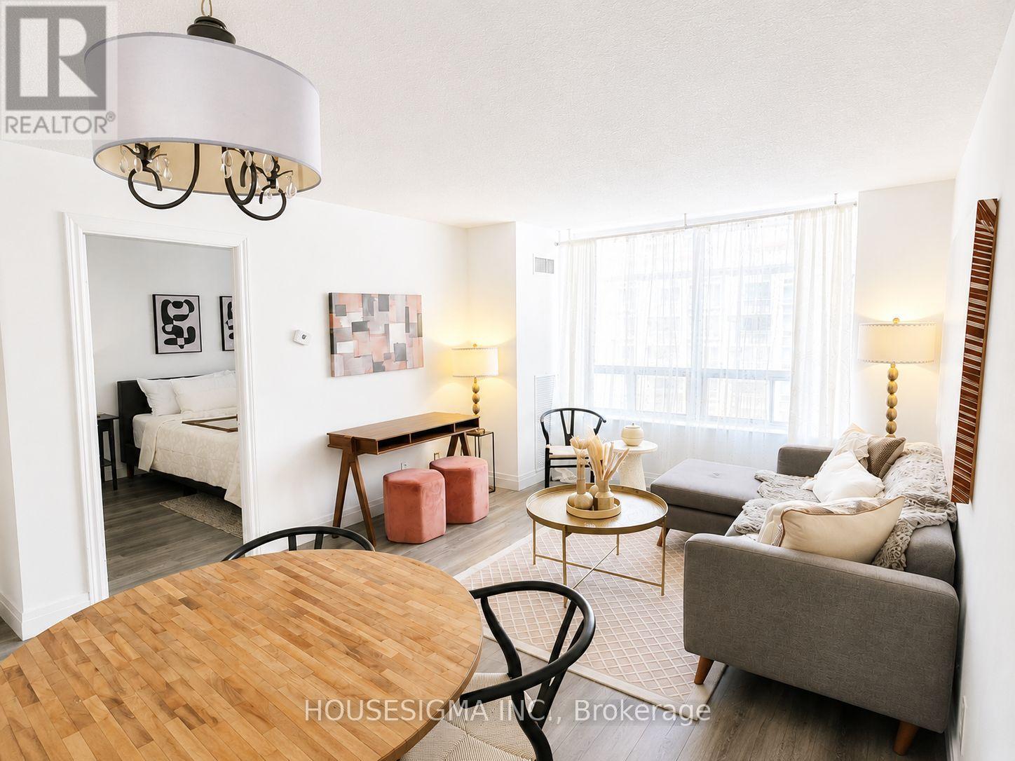 915 - 5418 YONGE STREET, Toronto, Ontario
