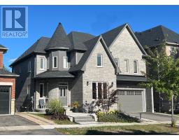 30 HUNWICKS CRESCENT, Ajax, Ontario