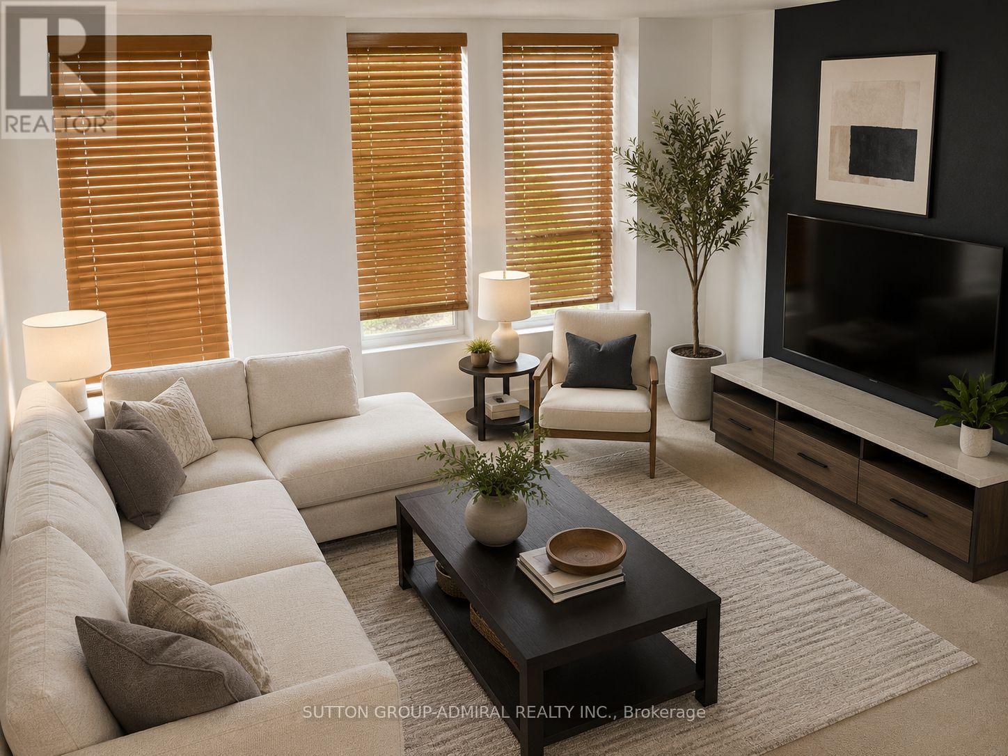 Upper - 177 Logan Avenue, Toronto, Ontario  M4M 2N2 - Photo 4 - E13502634