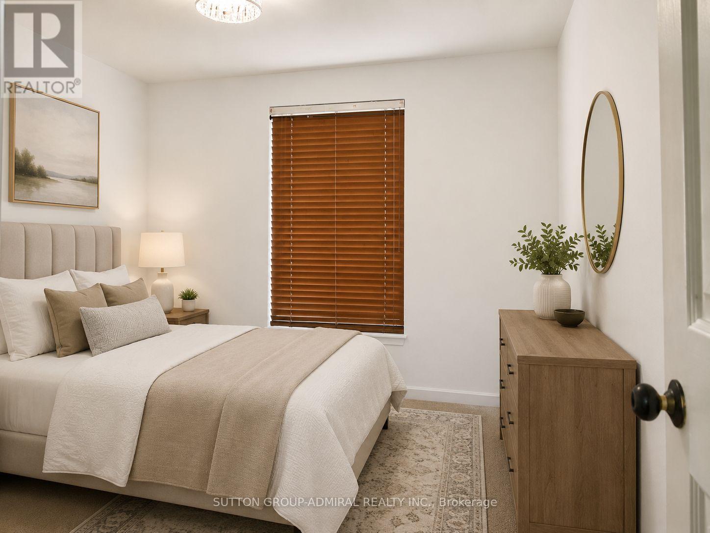 Upper - 177 Logan Avenue, Toronto, Ontario  M4M 2N2 - Photo 6 - E13502634