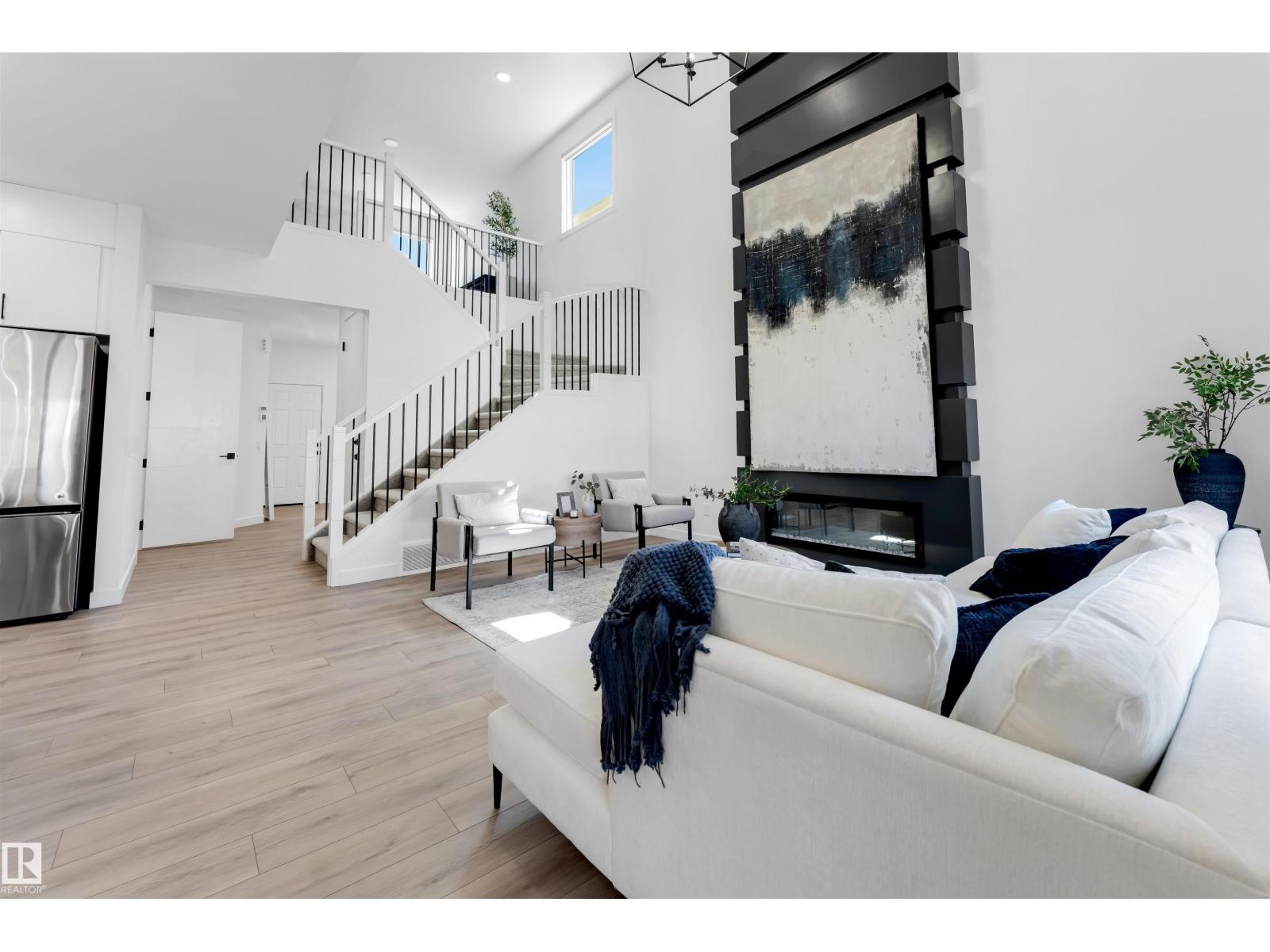 268 Glenridding Ravine Road SW SW, Edmonton, Alberta  T6W 5C3 - Photo 6 - E4491955
