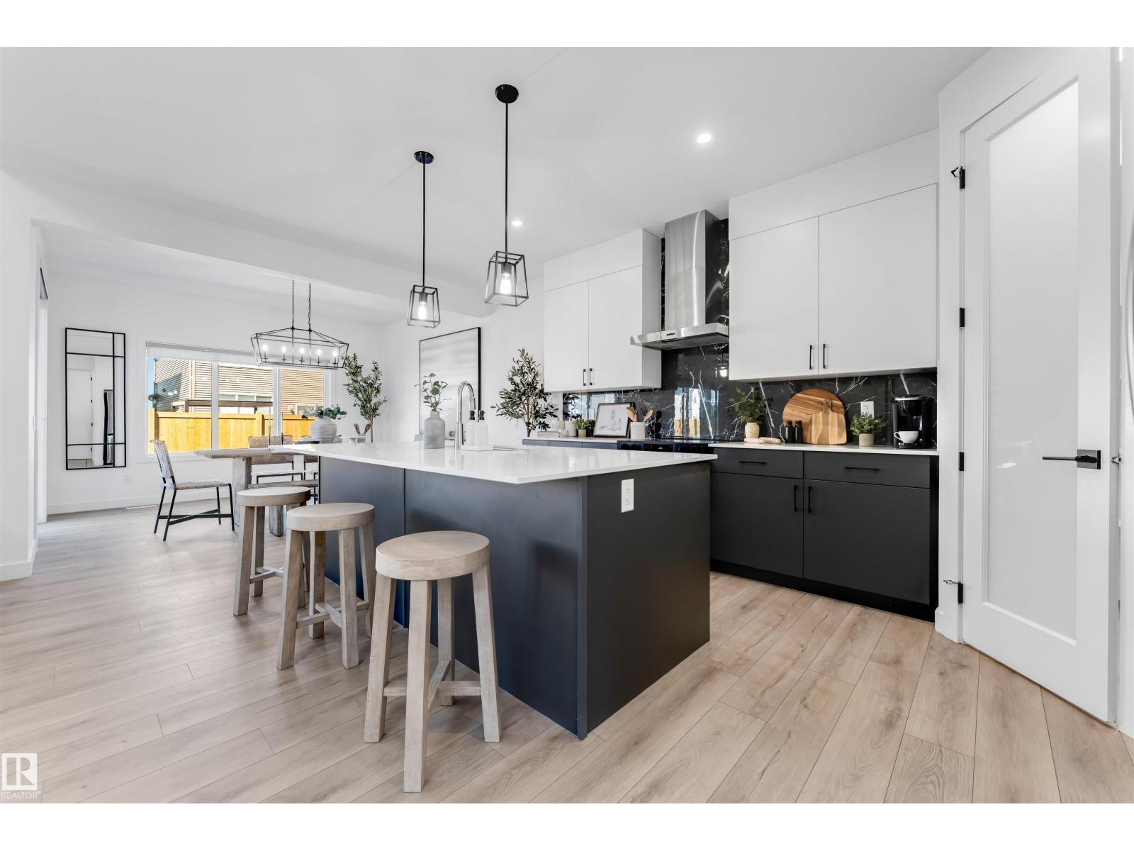 268 Glenridding Ravine Road SW SW, Edmonton, Alberta  T6W 5C3 - Photo 9 - E4491955