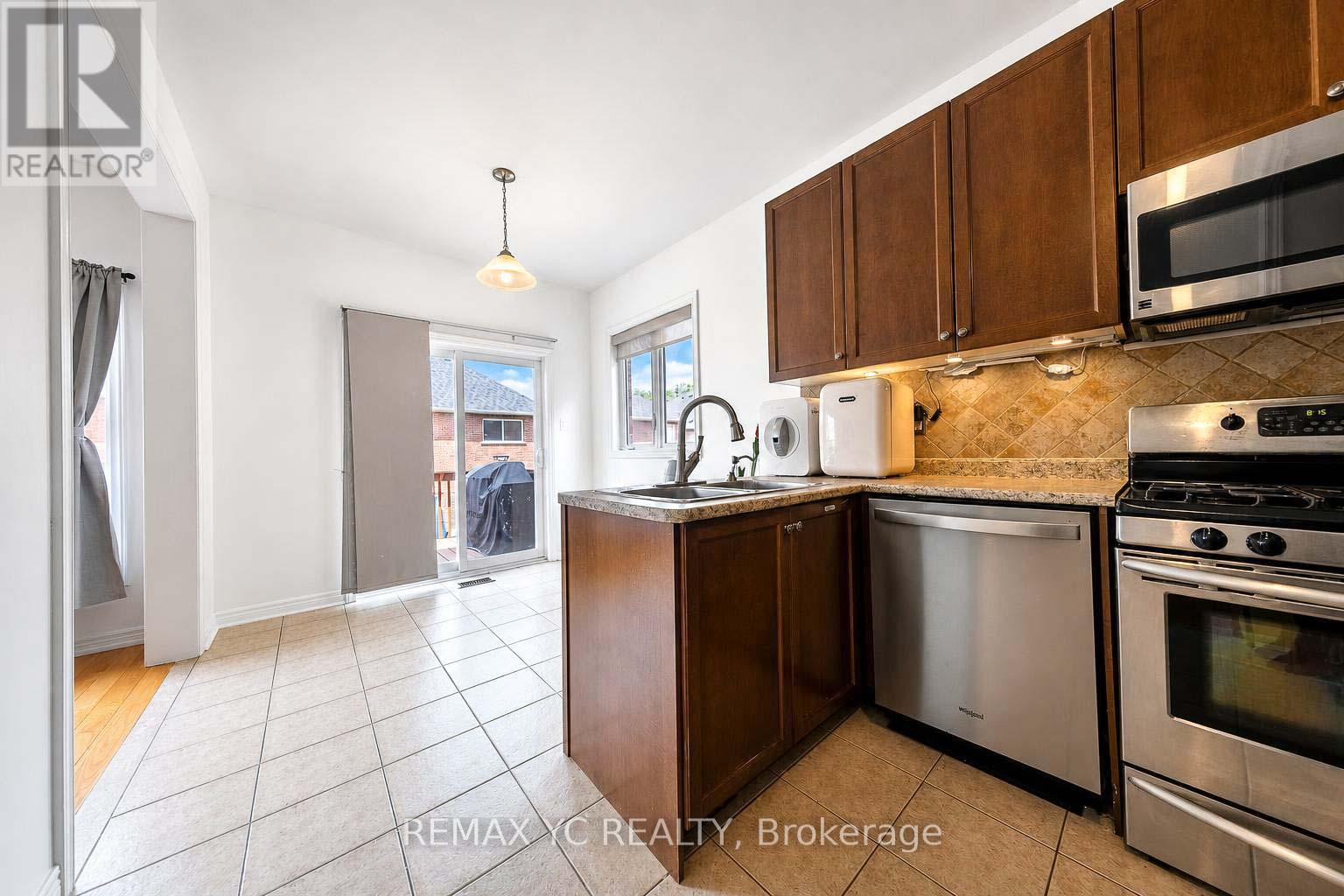 24 Millwright Avenue, Richmond Hill, Ontario  L4E 5B1 - Photo 14 - N13502660