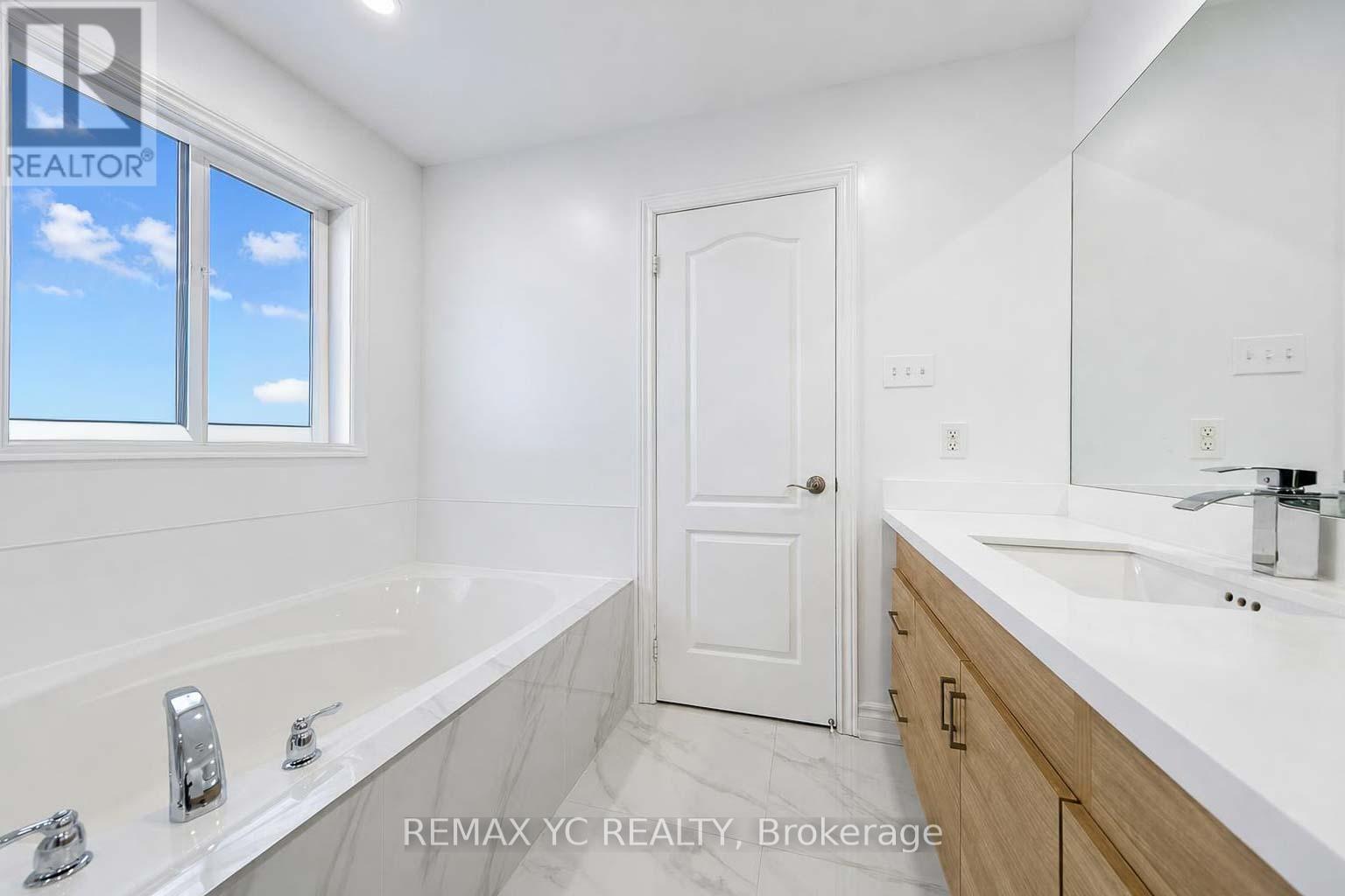 24 Millwright Avenue, Richmond Hill, Ontario  L4E 5B1 - Photo 24 - N13502660