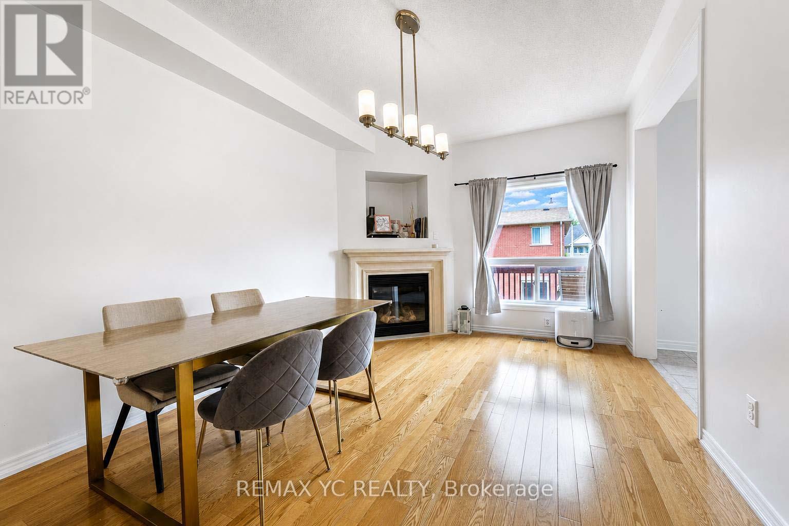 24 Millwright Avenue, Richmond Hill, Ontario  L4E 5B1 - Photo 9 - N13502660