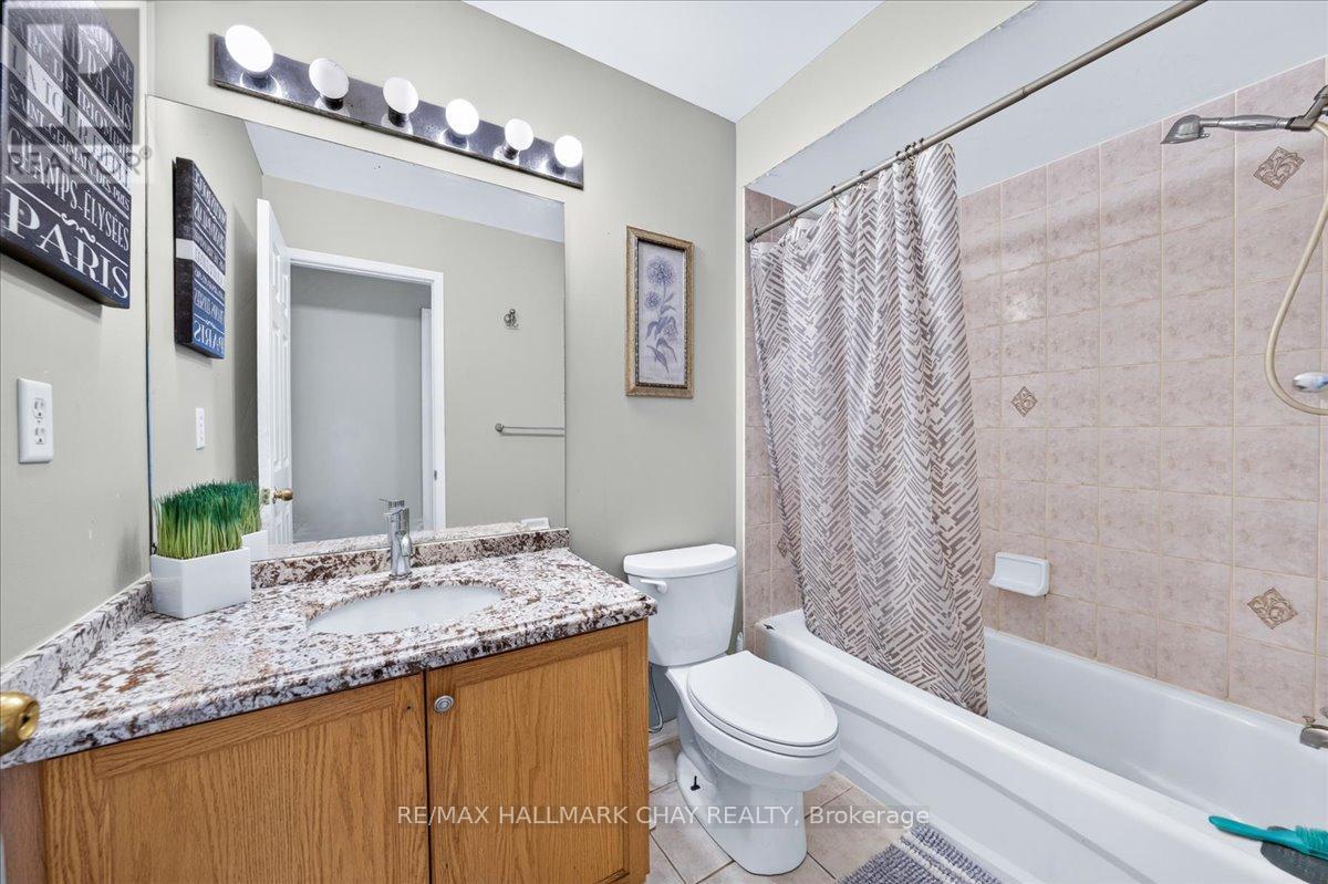 551 Pelletier Court, Newmarket, Ontario  L3X 2N5 - Photo 23 - N13502732