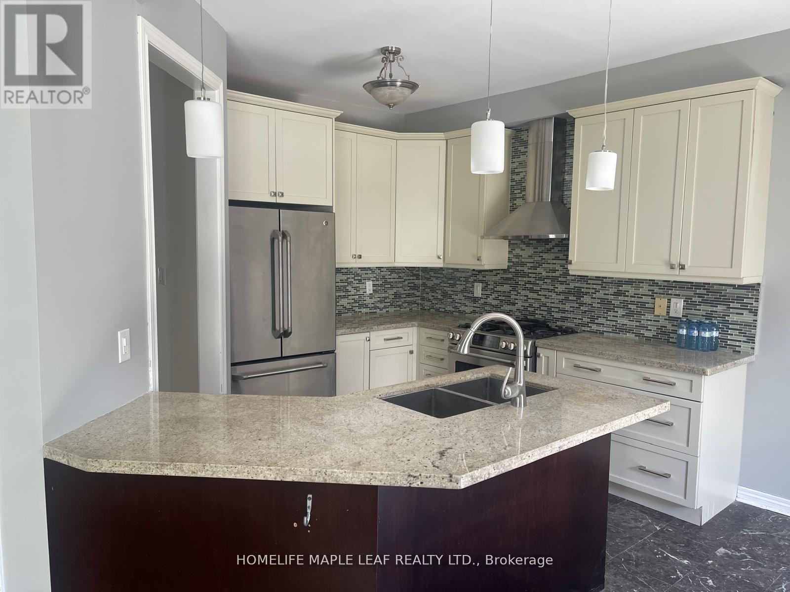 51 Redfinch Crescent, Vaughan, Ontario  L4H 2C5 - Photo 3 - N13502736